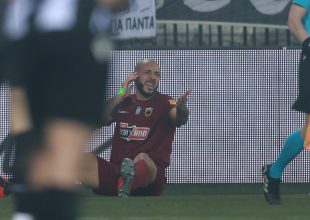 Διακοπή μετά από κροτίδα που δέχτηκε ο Άμραμπατ