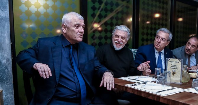 Βούρος: Ευχαρίστησε τον κόσμο για το ΑΕΚ – Ολυμπιακός (pic) Βούρος: Ευχαρίστησε τον κόσμο για το ΑΕΚ – Ολυμπιακός (pic)