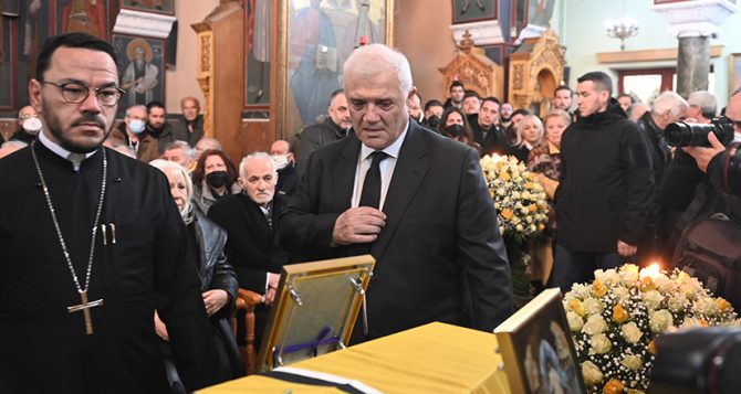 Ο Μελισσανίδης αποχαιρετά τον Παπαϊωάννου (vid+pics)