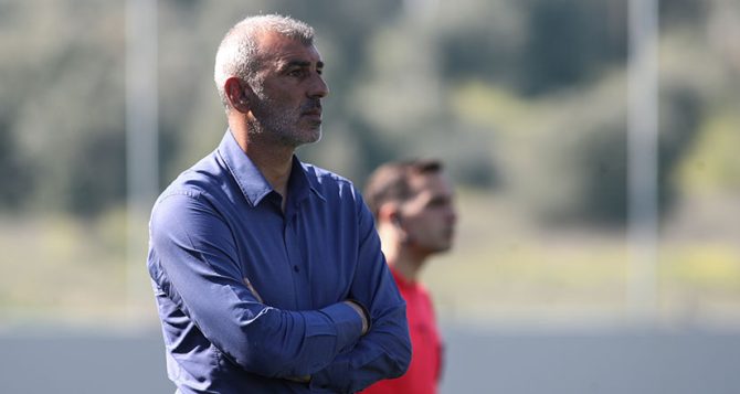 Οφρυδόπουλος: «Κέρδος είναι η εξέλιξη ενός ποδοσφαιριστή, υπάρχουν 1-2 παιδιά για την α’ ομάδα»