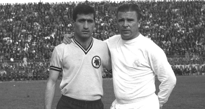 Το αφιέρωμα της ΕΡΤ για τον τεράστιο Μίμη Παπαϊωάννου (VIDS)