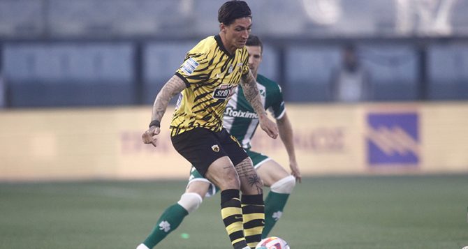 H τεράστια διπλή χαμένη ευκαιρία με δοκάρι (VID)