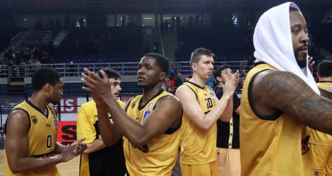 Tα highlights του θρίλερ στα Λιόσια (vid)