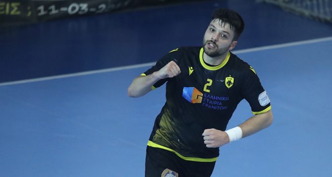 Αραμπατζής: «Χαρούμενος που παραμένω στην οικογένεια της ΑΕΚ»