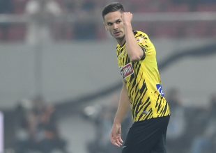 Με Μάνταλο και Γκατσίνοβιτς η ΑΕΚ στην Τραπεζούντα