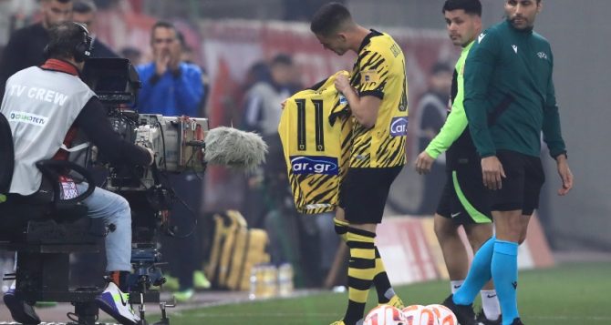 Συγκινημένος ο Αραούχο με την αφιέρωση του Γκατσίνοβιτς (ΦΩΤΟ) Συγκινημένος ο Αραούχο με την αφιέρωση του Γκατσίνοβιτς (ΦΩΤΟ)