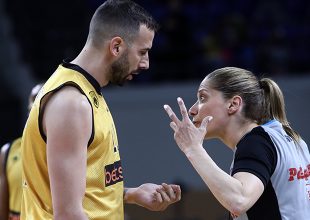 Έπεσε μαχόμενη η ΑΕΚ – Φινάλε σεζόν με υπογραφή… Τσαρούχα