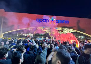 Φλέγεται η Ν. Φιλαδέλφεια για την ΠΡΩΤΑΘΛΗΤΡΙΑ (vid+pics)