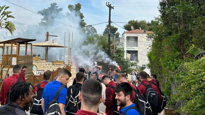 ORIGINAL αποθέωσε και… «ΑΕΚΑΡΑ φέρε μας το Κύπελλο» (vids+pics)