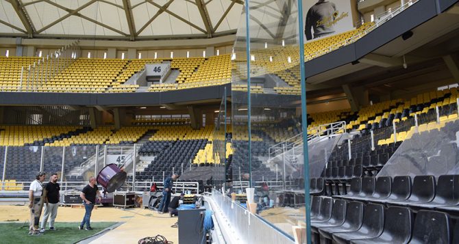 Άλλο επίπεδο η OPAP Arena – Ξεκίνησε η τοποθέτηση των tempered glasses (pics)