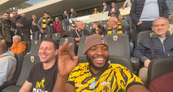 Ξανά στην «Αγιά Σοφιά-OPAP Arena» ο Αμερικανός youtuber – Είδε και το ΑΕΚ-Ολυμπιακός! (VID)