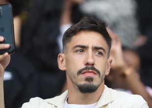 Στην Λεϊσόες θα συνεχίσει την καριέρα του ο Σιμόες