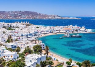 Αξέχαστες εμπειρίες στην Ελλάδα: Δραστηριότητες και αξιοθέατα που πρέπει να κάνετε και να δείτε για ονειρικές διακοπές