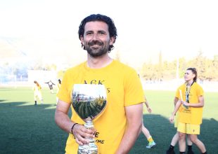 Ποδόσφαιρο Γυναικών: Παραμένει ο coach Γκαλίτσιος στην ΑΕΚ (ΦΩΤΟ)