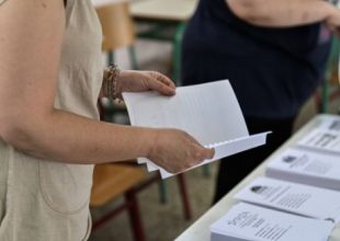 Εκλογές 2023: Ένταση σε εκλογικό τμήμα στα Τρίκαλα – Παρέμβαση της αστυνομίας