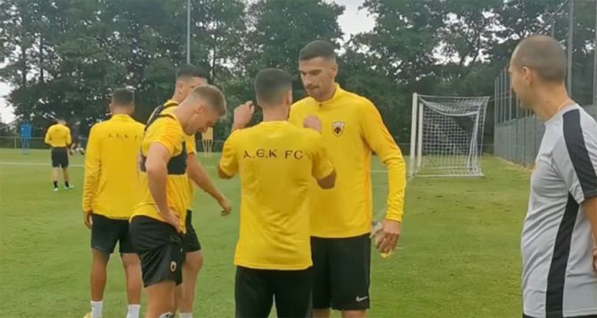 Βίντεο απ’ την πρωινή προπόνηση της ΑΕΚ Βίντεο απ’ την πρωινή προπόνηση της ΑΕΚ