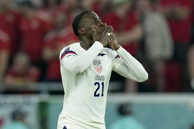 Γιουβέντους: Ο Γουεά έγινε το δεύτερο καλοκαιρινό απόκτημα των μπιανκονέρι Γιουβέντους: Ο Γουεά έγινε το δεύτερο καλοκαιρινό απόκτημα των μπιανκονέρι