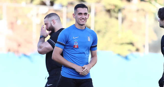 Τέλος της σεζόν θα συζητήσουν Σπόρτινγκ-Σταντάρ Λιέγης για Αλεξανδρόπουλο