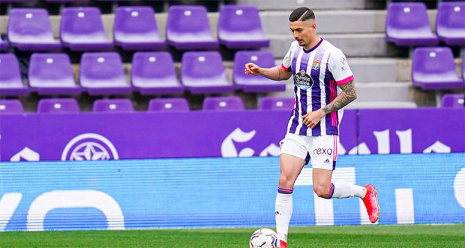 Διαψεύδει η ΑΕΚ τα σενάρια για Χάβι Σάντσες Διαψεύδει η ΑΕΚ τα σενάρια για Χάβι Σάντσες