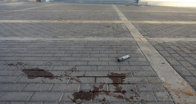 Αηδία: Θύρα 13 Πετραλώνων: «Αφήστε ελεύθερα τα αδέρφια μας» (ΦΩΤΟ) Αηδία: Θύρα 13 Πετραλώνων: «Αφήστε ελεύθερα τα αδέρφια μας» (ΦΩΤΟ)