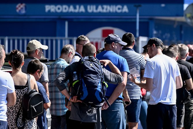 Αντιδράσεις οργανωμένων για την πώληση του Λιούμπισιτς στην ΑΕΚ