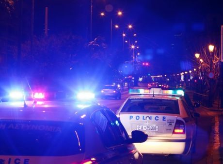 Επεισόδια με πυροβολισμούς τα ξημερώματα σε Άγιο Παντελεήμονα και Μενίδι – Τρεις τραυματίες