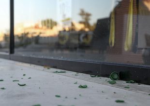 «Δεν είμαι ΑΕΚ, αλλά ουρλιάζω από οργή»: Συγκλονίζει η μαρτυρία γυναίκας που έτρεχε να σωθεί από τους χούλιγκαν