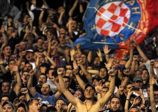 Οι οπαδοί της Χάιντουκ στήριξαν εκείνους της Ντιναμό (pics)