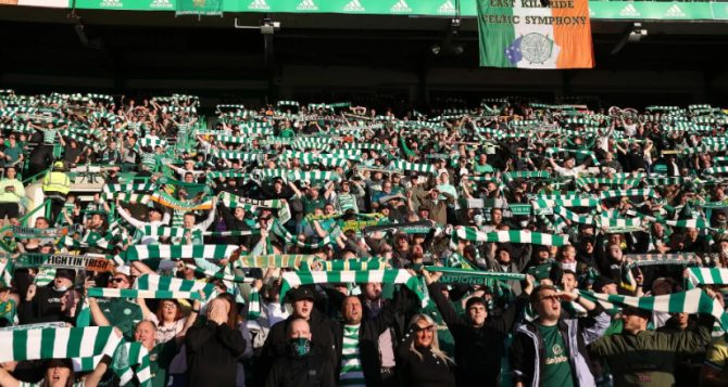 Πανό (και) στην Τσεχία για τον Μιχάλη Κατσούρη (ΦΩΤΟ)