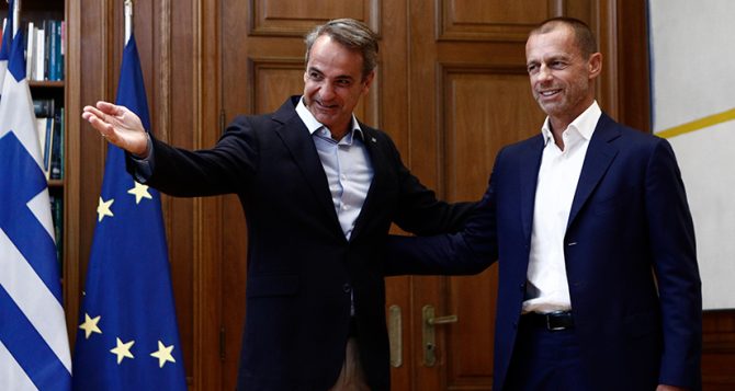 Ο Μητσοτάκης προχώρησε στην εξειδίκευση των μέτρων κατά της οπαδικής βίας