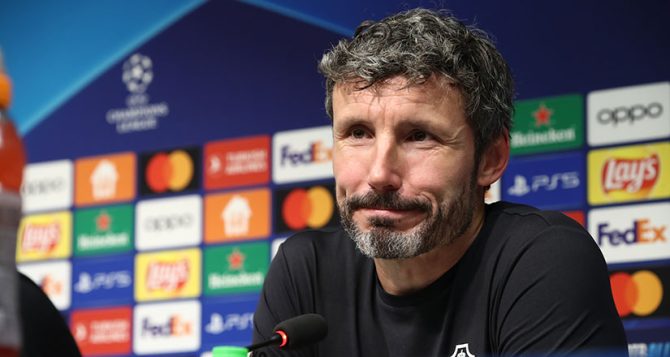 Φαν Μπόμελ: «Σε καυτές έδρες αποκτάς εμπειρία, όταν φτάνεις εδώ πρέπει να προκριθείς»