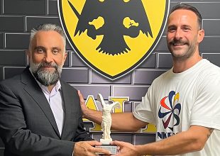 Η «ΝIKE» έκανε δώρο στην ΠΑΕ ΑΕΚ για το νταμπλ (ΦΩΤΟ)