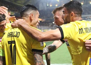 Τυχερός Ολυμπιακός: Γλίτωσε την ήττα από την εξαιρετική ΑΕΚ