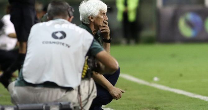 Γιοβάνοβιτς: «Η ΑΕΚ ήταν δυνατή και περιόρισε το παιχνίδι μας» (VIDEO)