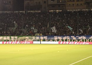 Νέα ανακοίνωση-πρόκληση της Θύρας 13: «Ποιον βολεύει να μη βρεθεί ο δολοφόνος;»