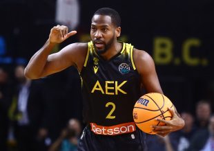 Με Χολ η Βασίλισσα στην Basket League