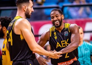 Τα τελευταία λεπτά της κιτρινόμαυρης επιστροφής (VID)
