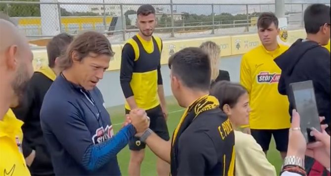 Τεράστια ΑΕΚ: Υποδέχτηκε στα Σπάτα το ΚΔΑΠ ΑΜΕΑ ΠΑΙΑΝΙΑΣ – «ΑΓΙΟΣ ΧΡΙΣΤΟΦΟΡΟΣ» (VID) Τεράστια ΑΕΚ: Υποδέχτηκε στα Σπάτα το ΚΔΑΠ ΑΜΕΑ ΠΑΙΑΝΙΑΣ – «ΑΓΙΟΣ ΧΡΙΣΤΟΦΟΡΟΣ» (VID)