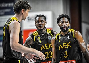ΤΕΡΑΣΤΙΑ ΝΙΚΗ: Η Βασίλισσα «ξέρανε» την Σάσαρι