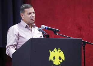 Μαρίνος: «Προνόμιο και τιμή να παίζετε σε αυτή την ομάδα»