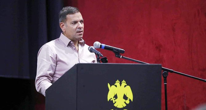 Μαρίνος: «Προνόμιο και τιμή να παίζετε σε αυτή την ομάδα»