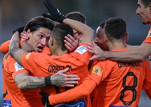 Τότε παίζει η ΑΕΚ με Ολυμπιακό και Παναθηναϊκό (pics)