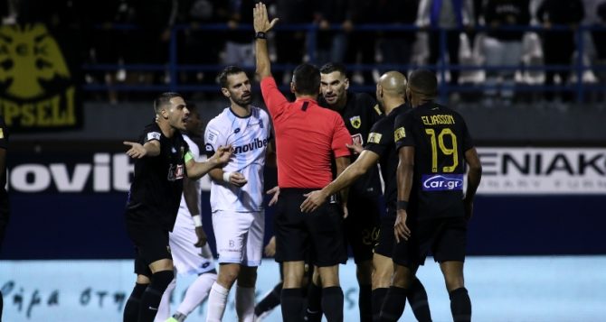 Παραπεμπτική βαθμολογία για Τσαγκαράκη και Φωτιά Παραπεμπτική βαθμολογία για Τσαγκαράκη και Φωτιά