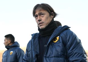 Αλμέιδα: «Κρίμα που το νέο έτος μας βρίσκει με άδεια γήπεδα»