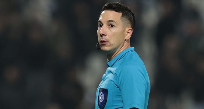 Έριξαν γκαζάκια στο μαγαζί του διαιτητή Γκάμαρη! Έριξαν γκαζάκια στο μαγαζί του διαιτητή Γκάμαρη!