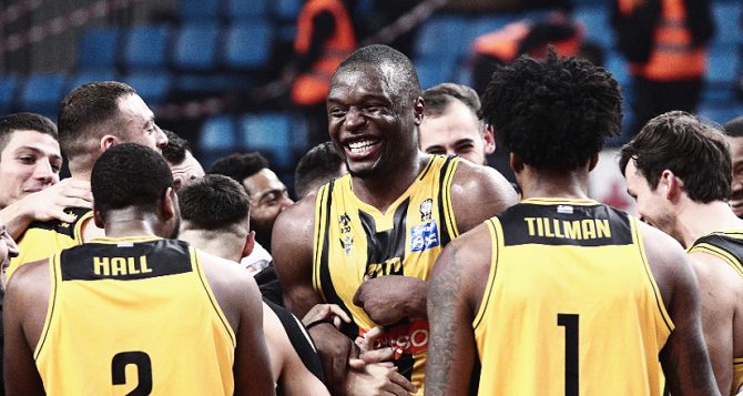 Τσεκάρει εισιτήριο για τους «16» του BCL η Βασίλισσα