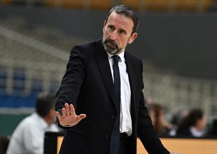 Ξέσπασμα Πλάθα: «Mπορεί να είμαι εγώ ο ηλίθιος που δεν καταλαβαίνει γιατί παίζουμε ευρωπαϊκό ματς σε 48 ώρες»