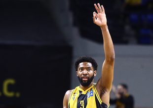 Νίκη και… full για πρόκριση η Βασίλισσα