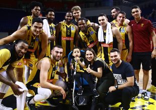 Αποθέωση για ΑΕΚ: «Ένας γίγαντας ήρθε στην Πολωνία»