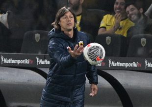 Κλειστά χαρτιά από Αλμέιδα για Βόλο